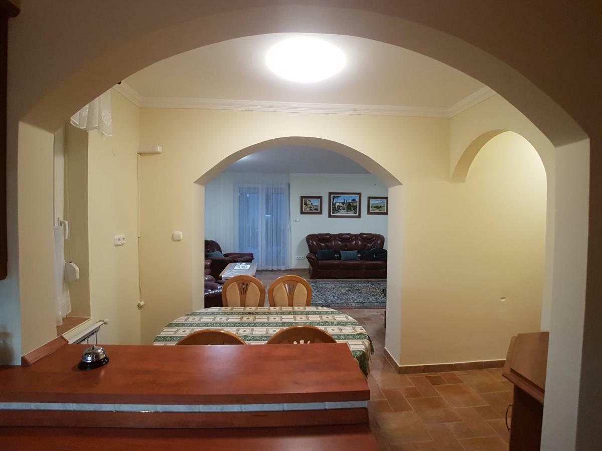 Villa Bellanova Hajduszoboszlo Ngoại thất bức ảnh