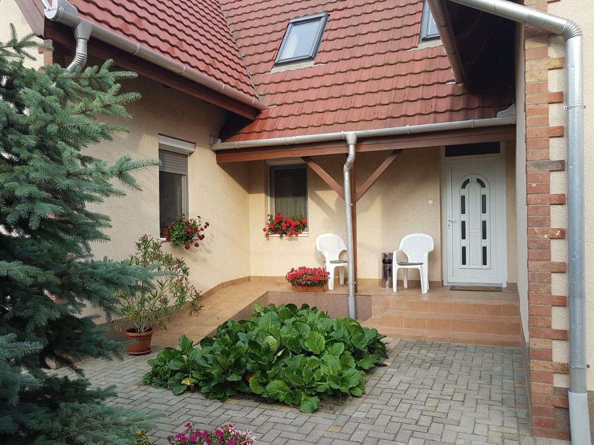 Villa Bellanova Hajduszoboszlo Ngoại thất bức ảnh
